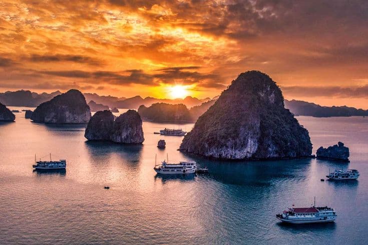 Hanoi - Halong Bay On Cruise - Danang