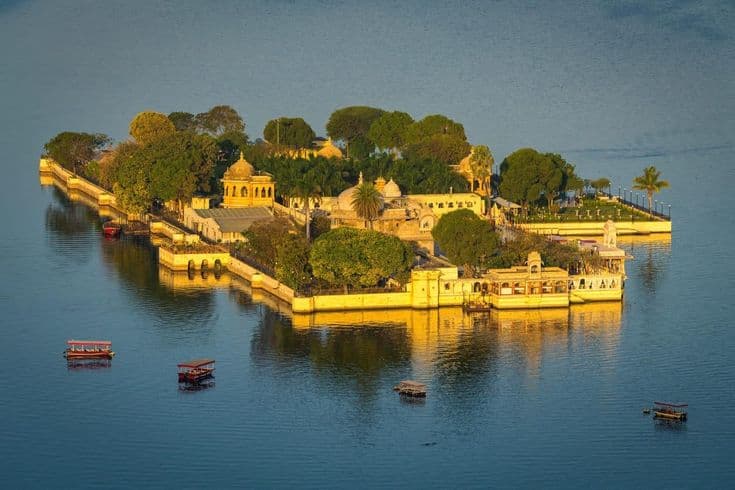 Forts of Jaipur & Lakes of Udaipur