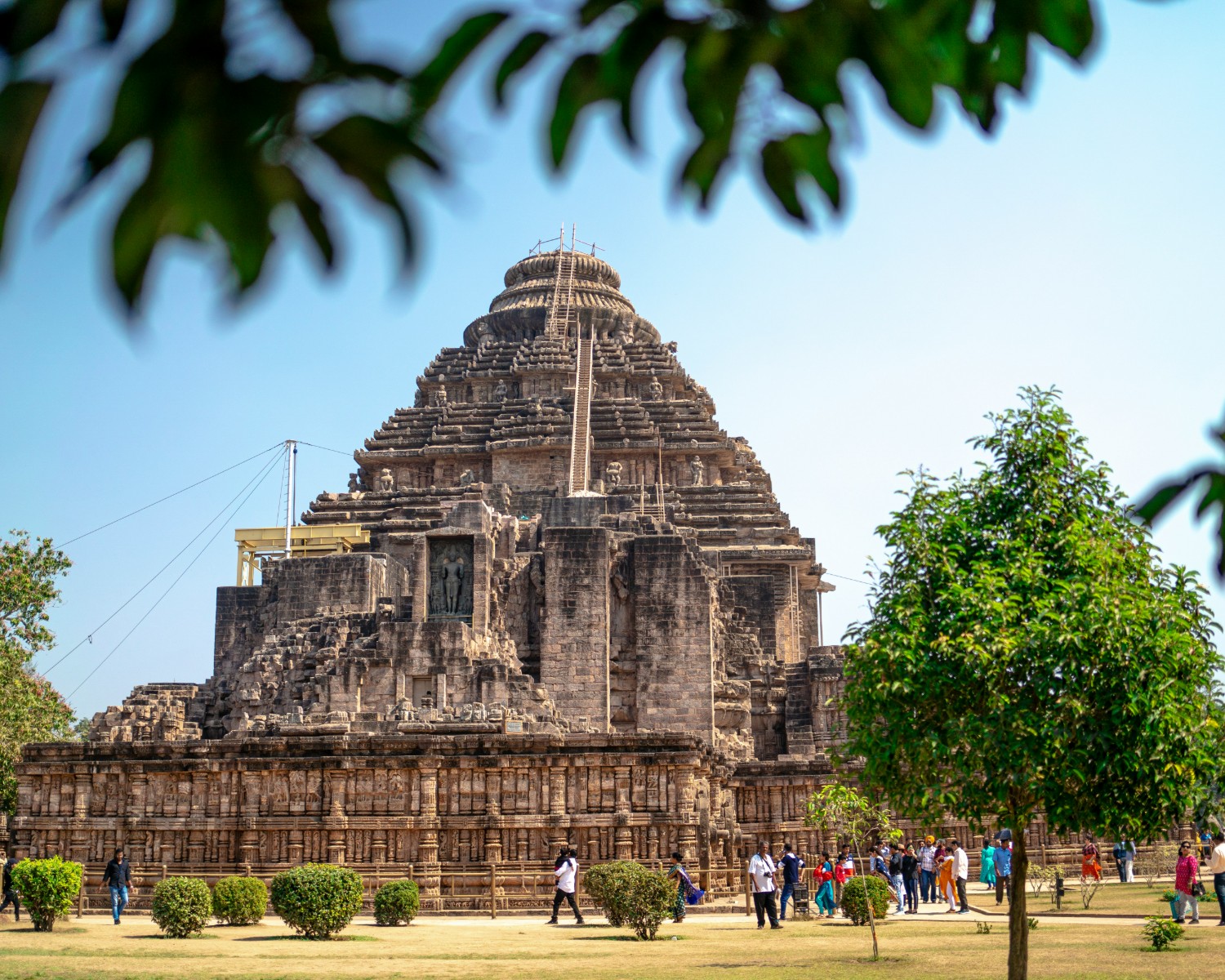 Konark Sun Temple chariot-shaped architecture with stone wheels