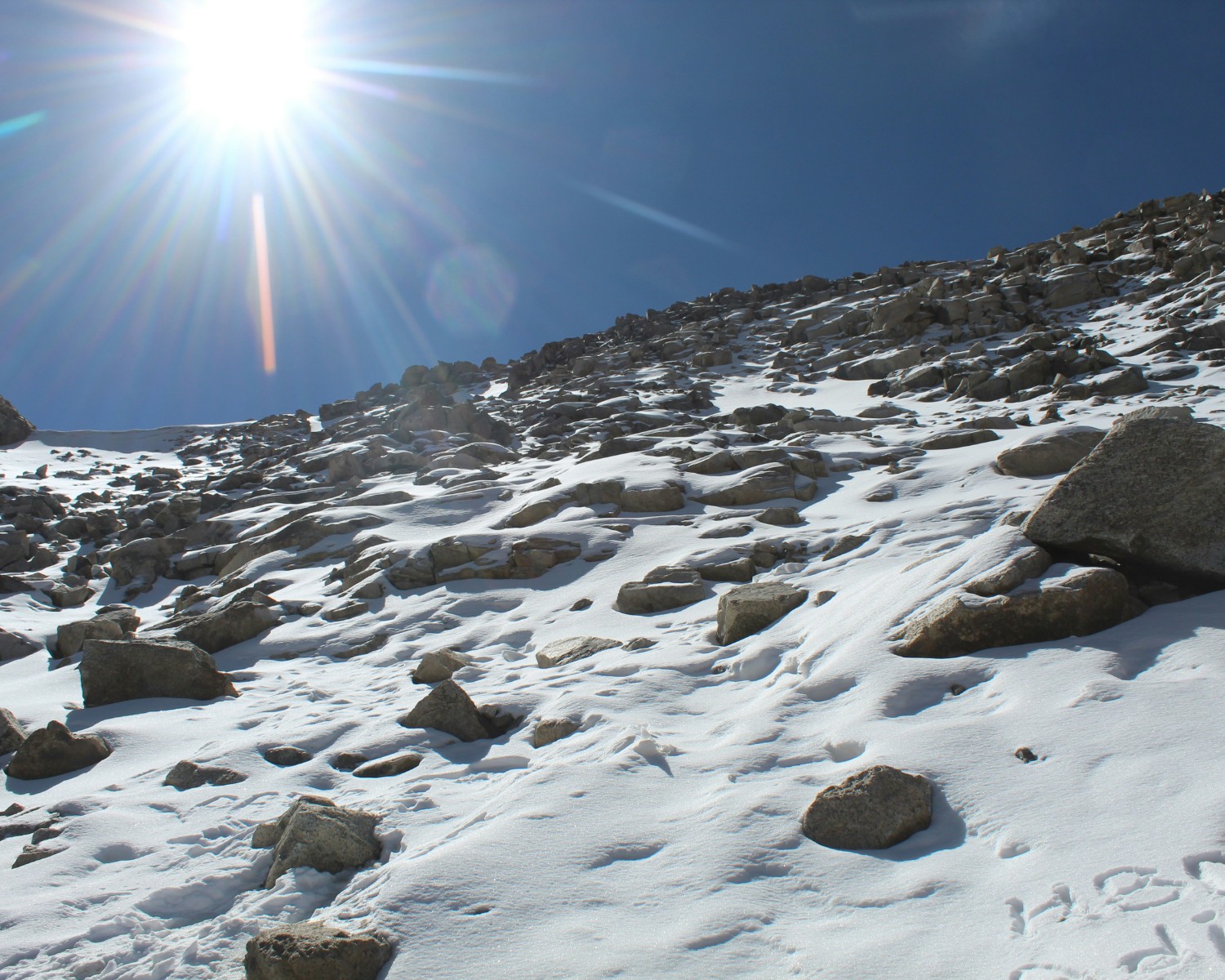 Khardung La Pass panoramic mountain vistas