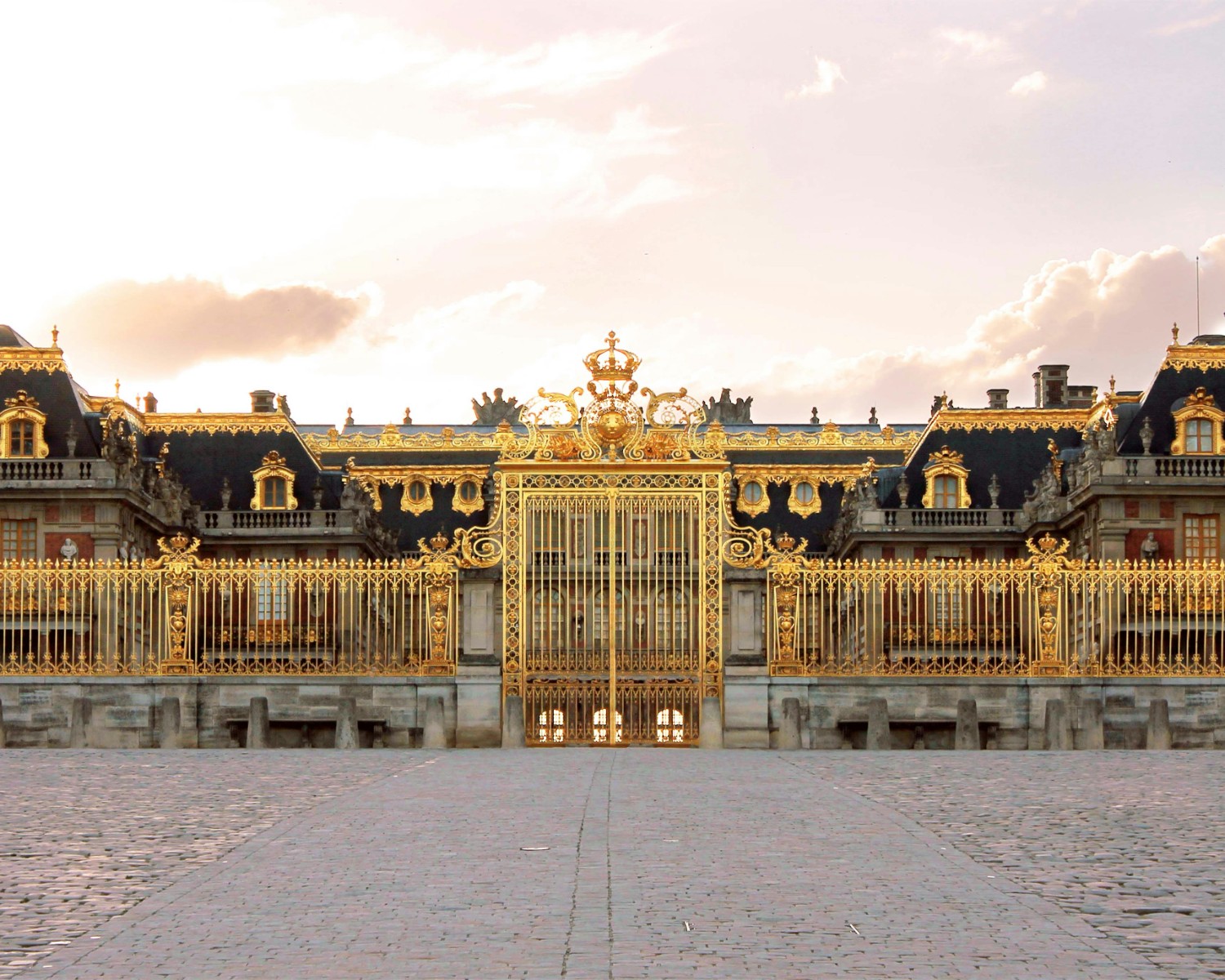 Château de Versailles—palace of absolute monarchy